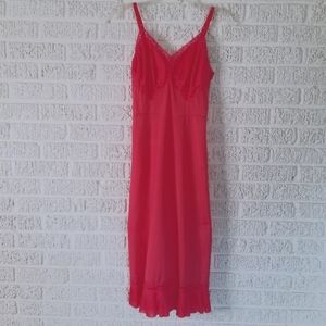 Vanity Fair Red Vintage Lace Slip